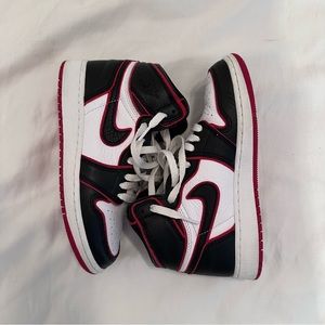 Jordan 1 Bloodline High